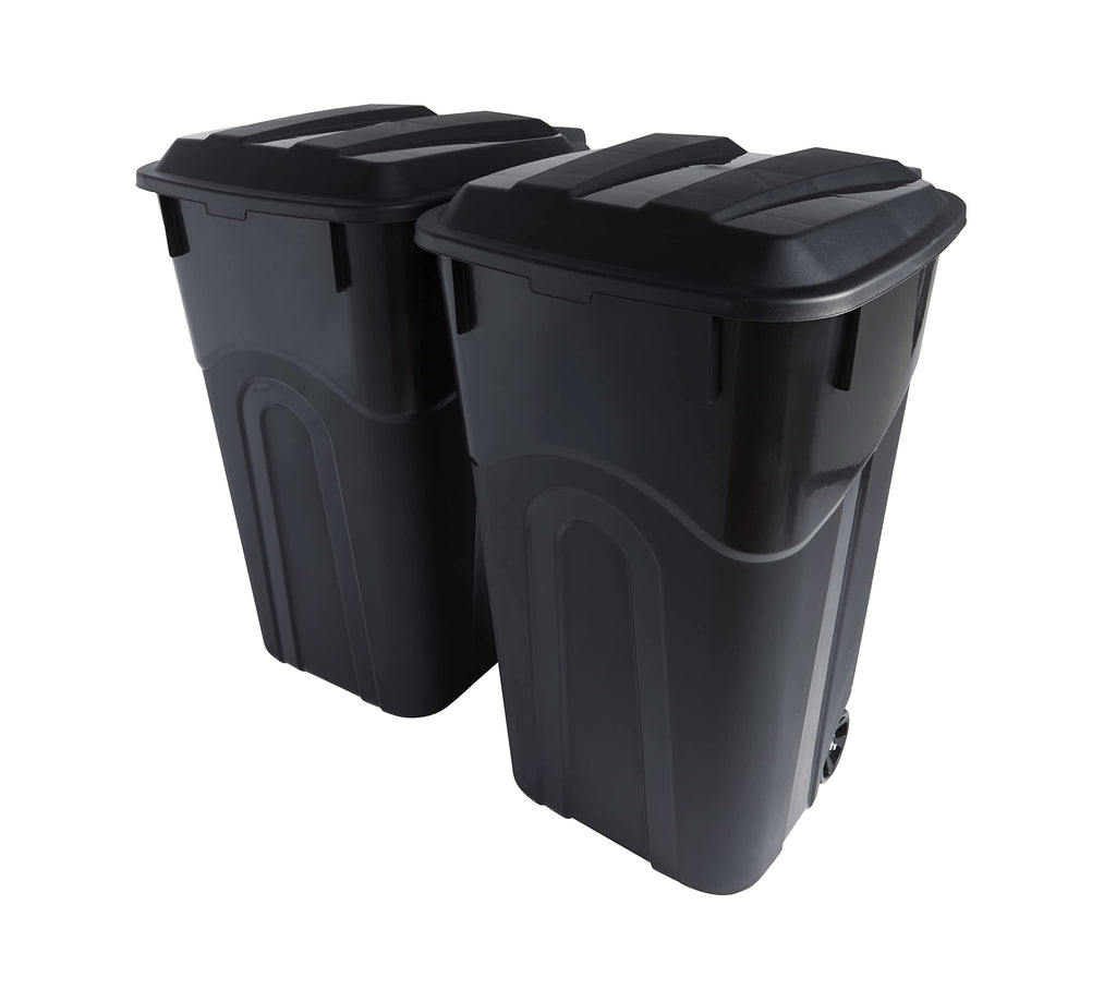 32 Gallon Black Wheeled Outdoor Garbage Can with Snap Lock Lid, 2 Pack C74142