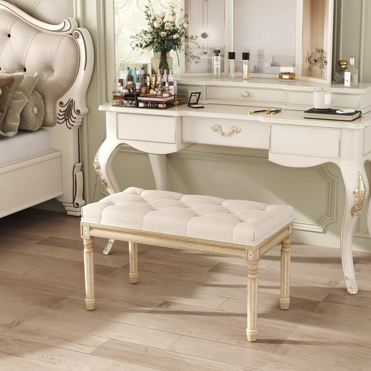 Beige Upholstered Bench with Carved Wood Legs O349